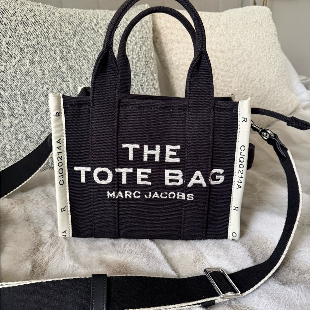 Small Marc Jacobs The Tote Bag in Black Jacquard